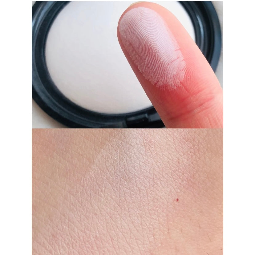 Pat McGrath Skin Fetish: Sublime Perfection Blurring Under-Eye Powder #light