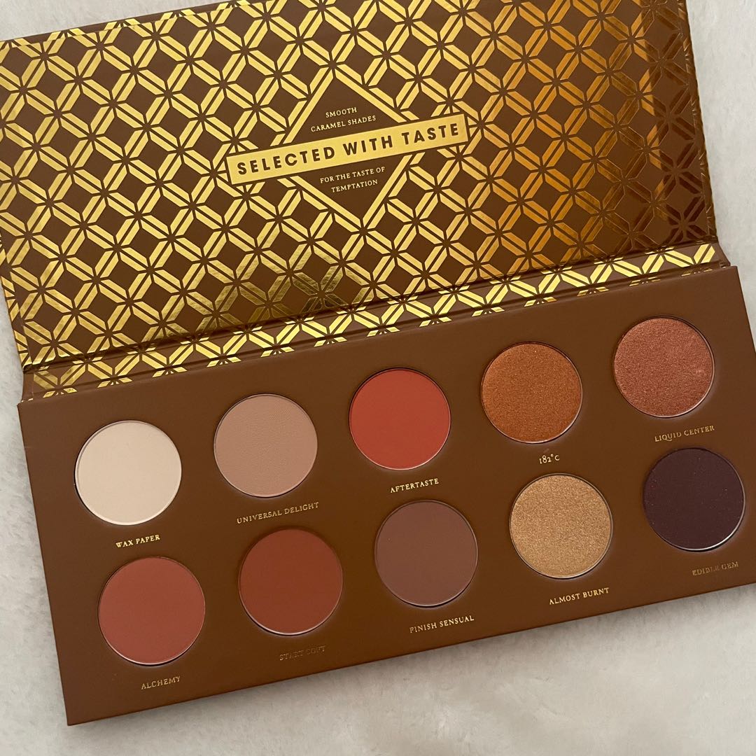 Zoeva caramel melange eyeshadow palette