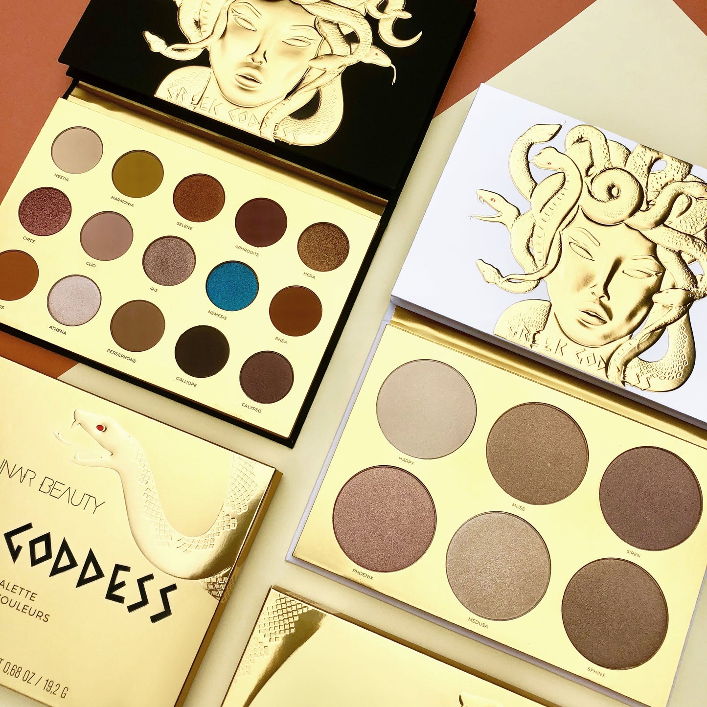 Lunar beauty greek goddess highlighter palette