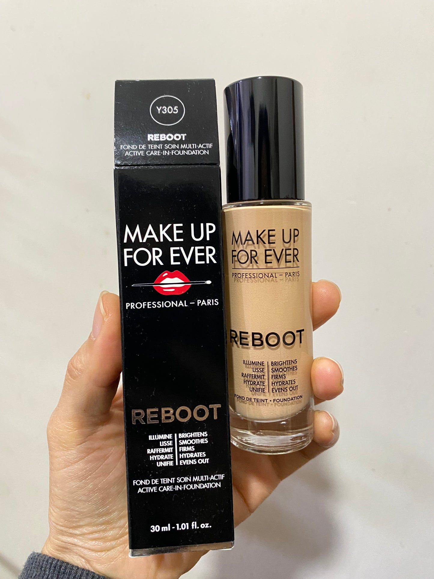 Make Up For Ever Reboot Foundation Y305