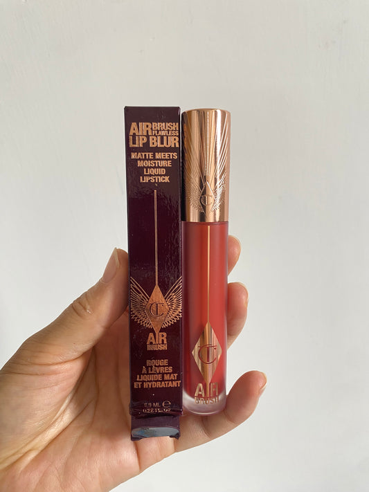 Charlotte Tilbury Airbrush Flawless Lip Blur #Flame