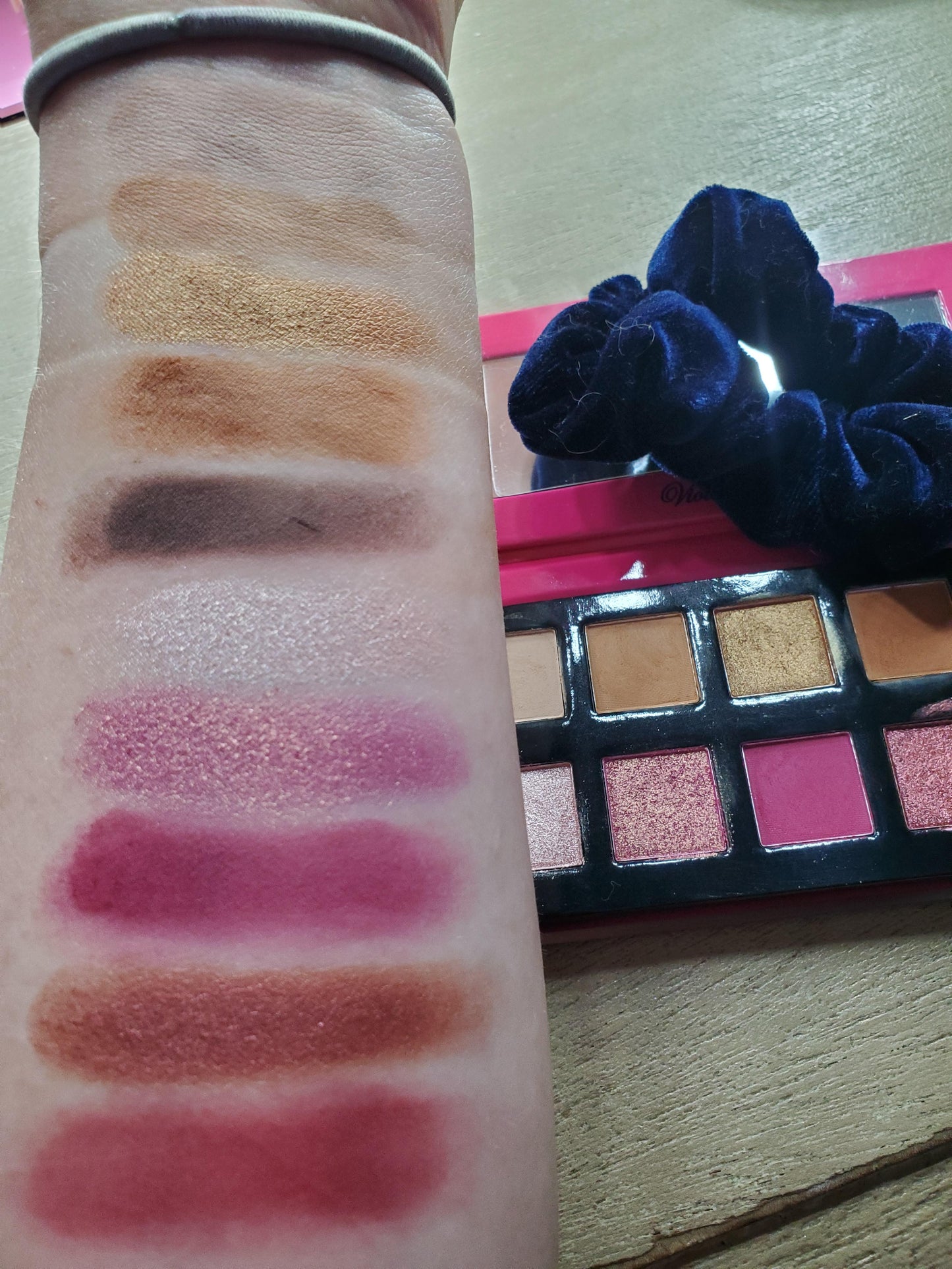 Violet Voss berry burst eyeshadow palette