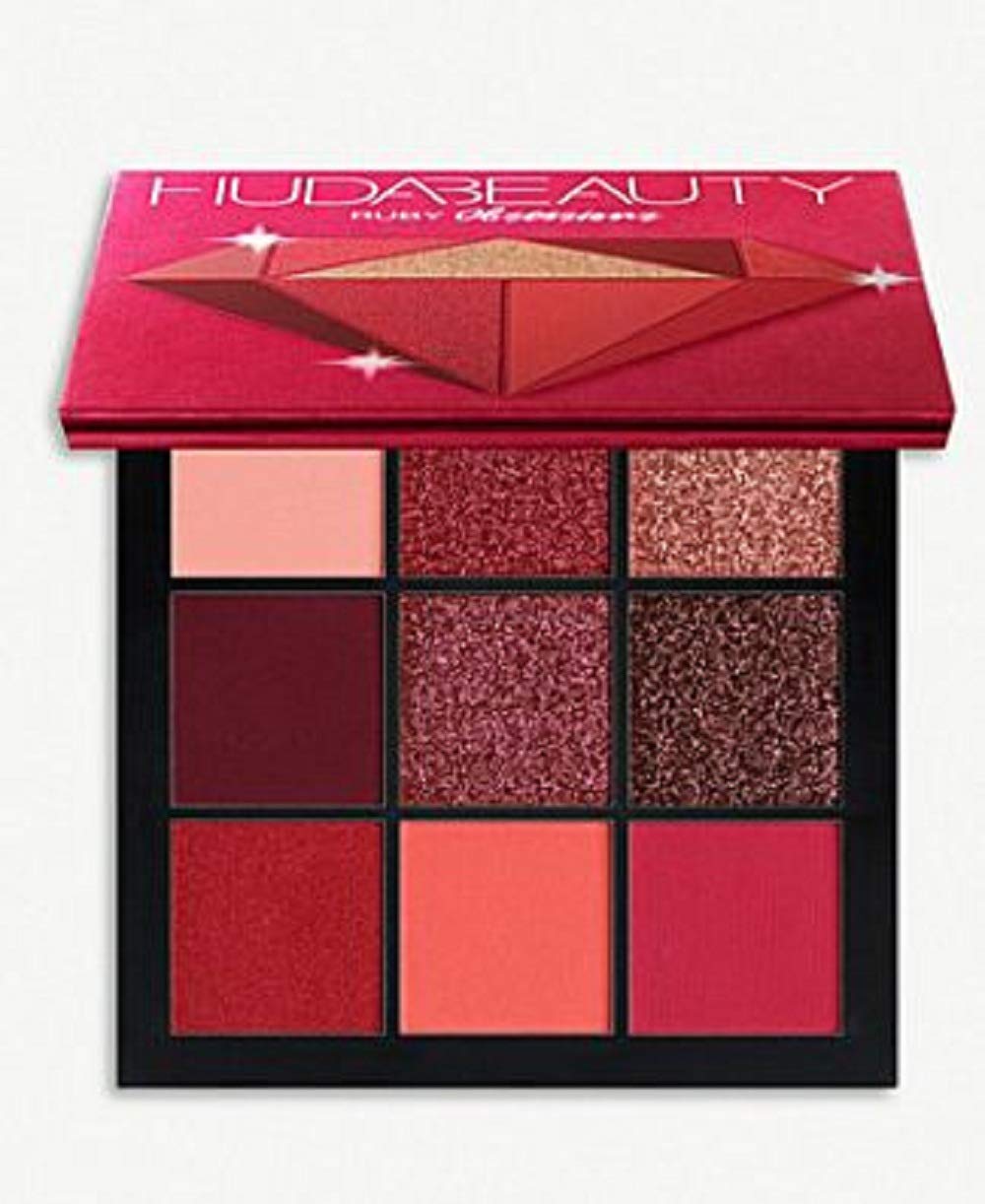 Huda Beauty ruby eyeshadow palette